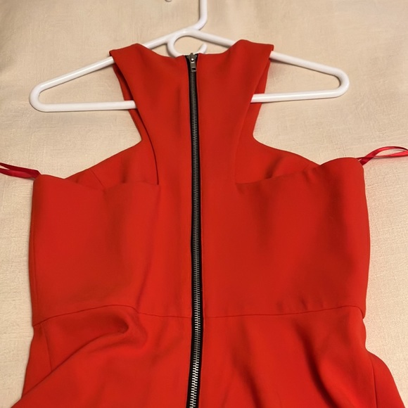 Fun red crepe dress - Picture 4 of 4